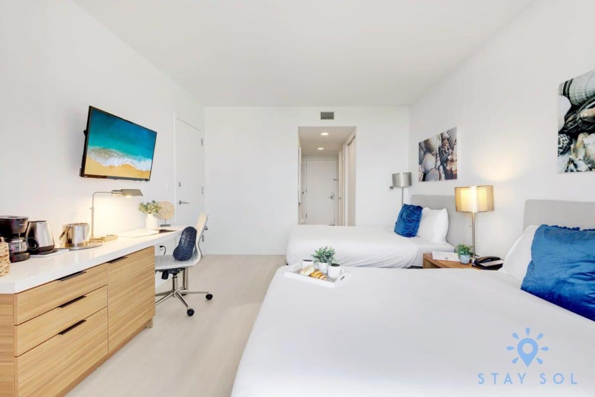 Balcony - Pool - Near Beach - Gym Hallandale Beach Esterno foto