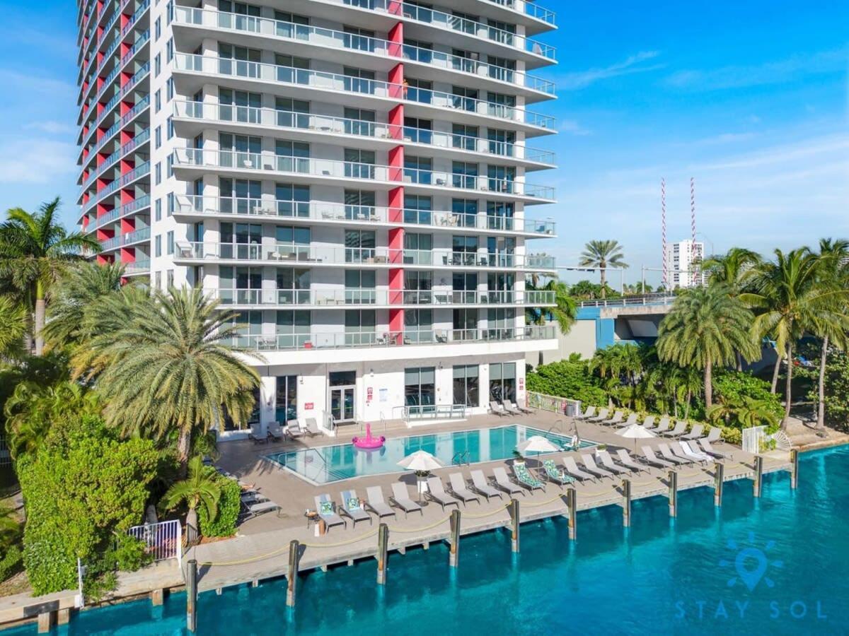 Balcony - Pool - Near Beach - Gym Hallandale Beach Esterno foto