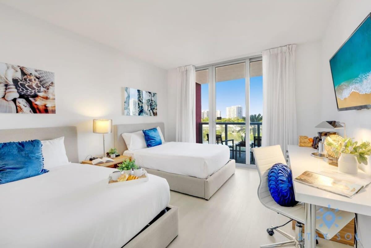Balcony - Pool - Near Beach - Gym Hallandale Beach Esterno foto