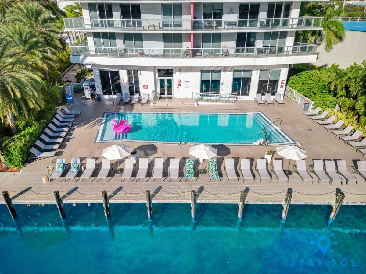 Balcony - Pool - Near Beach - Gym Hallandale Beach Esterno foto